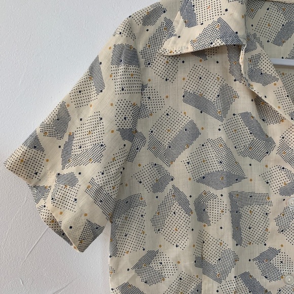 🌟2/20$🌟VINTAGE Button Up Shirt - Picture 3 of 4